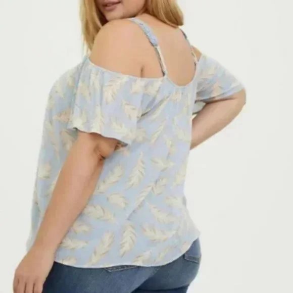 Torrid Feather Blouse - Picture 2 of 6